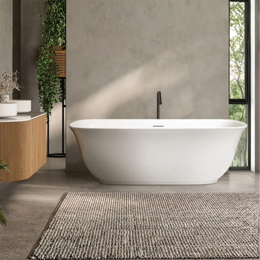 Decina- lola freestanding bath in bathroom
